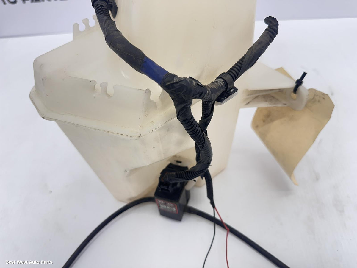 2011 HYUNDAI I20 Washer Bottle