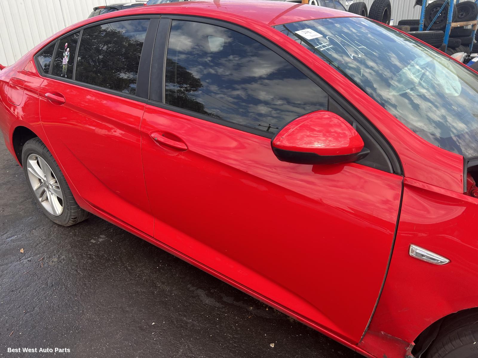 2019 HOLDEN COMMODORE Right Front Door