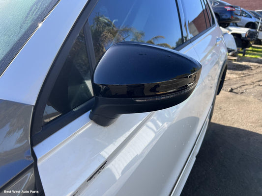 2018 VOLKSWAGEN TIGUAN Left Door Mirror