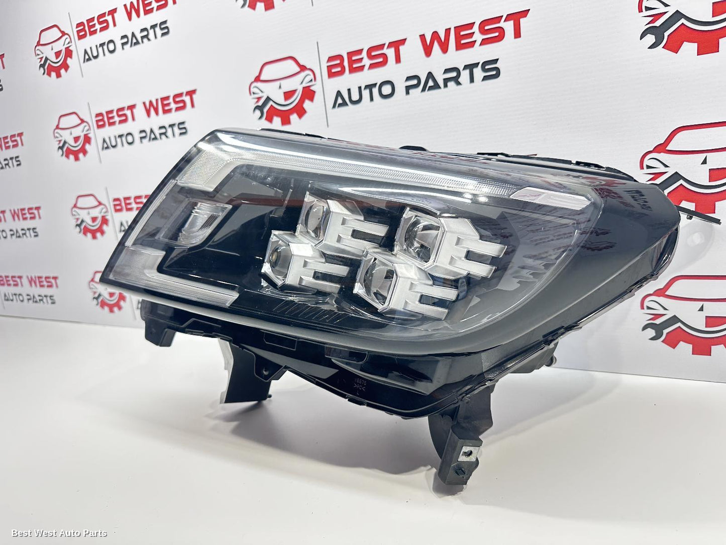 2021 NISSAN NAVARA Left Headlamp