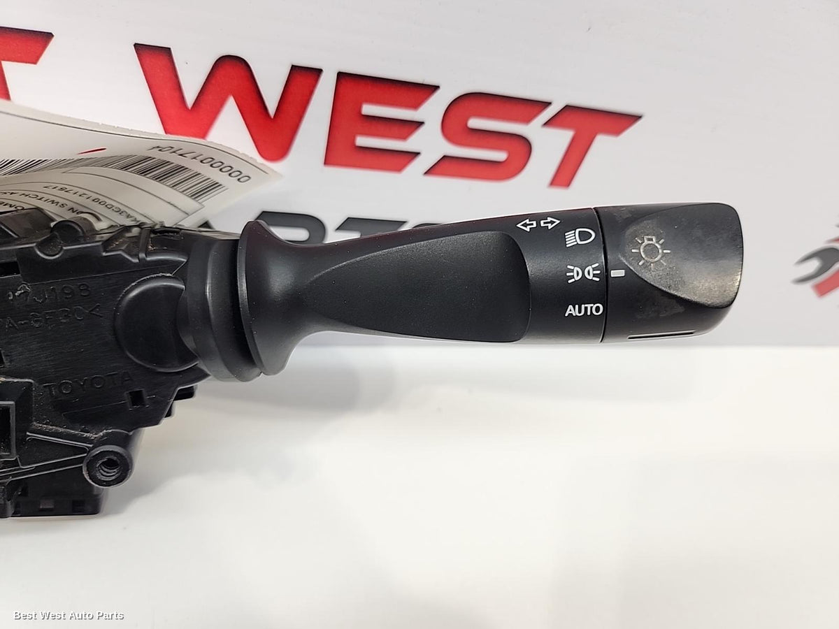 2017 TOYOTA HILUX Combination Switch