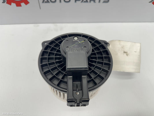 2016 MAZDA 3 Heater Fan Motor