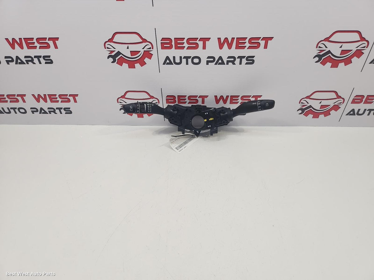 2023 HYUNDAI I30 Combination Switch