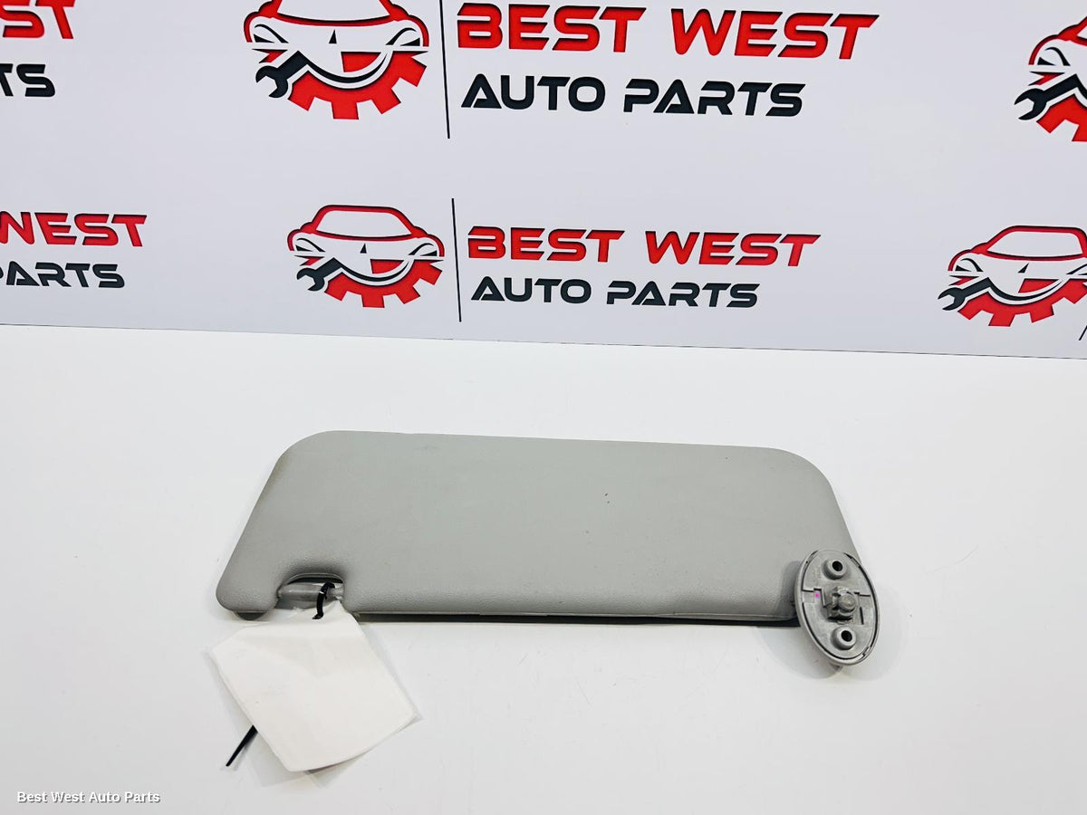 2018 TOYOTA HILUX Sunvisor
