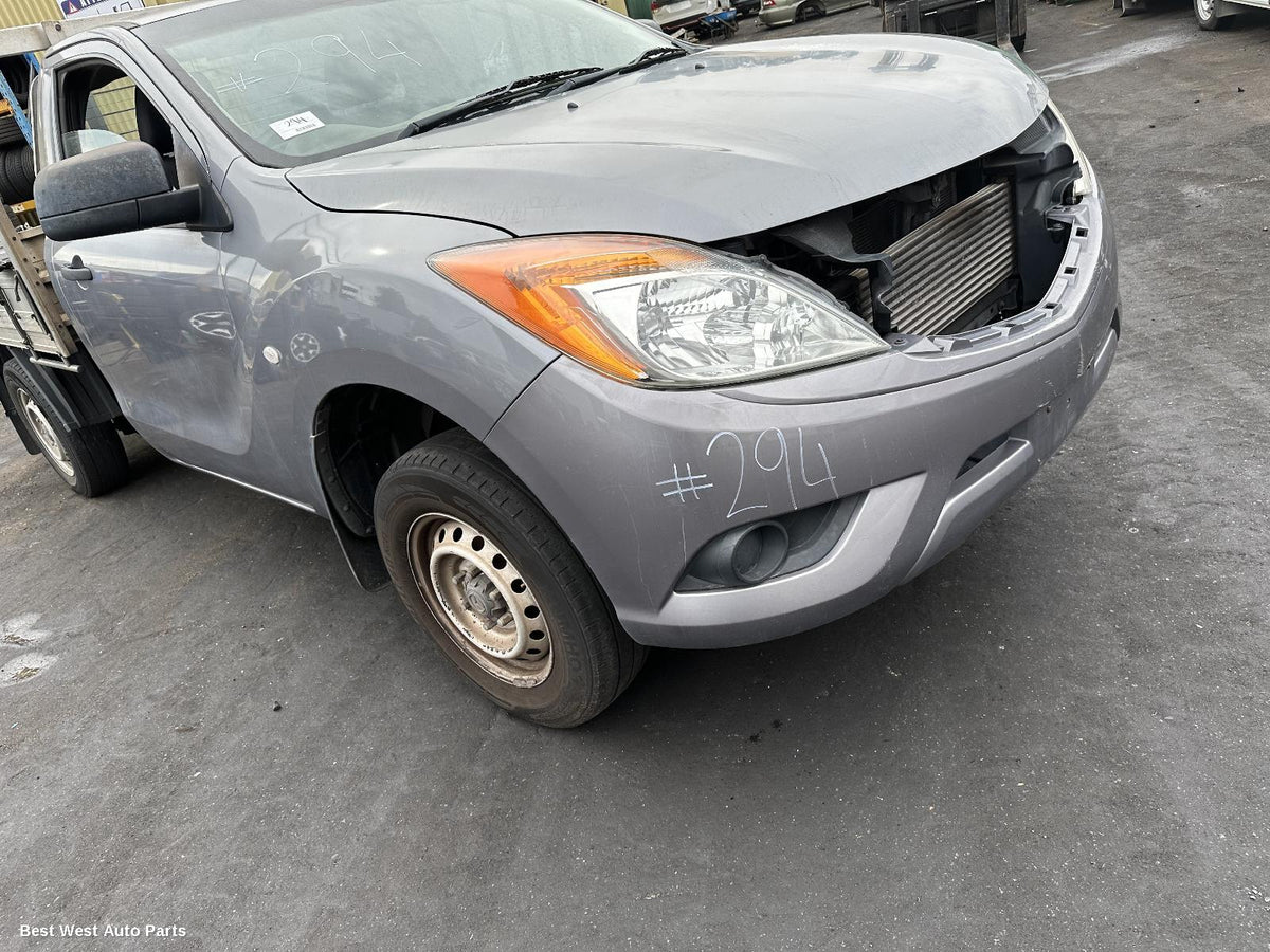 2014 MAZDA BT50 Bonnet