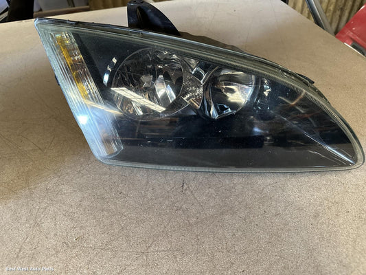 2005 FORD FOCUS Right Headlamp