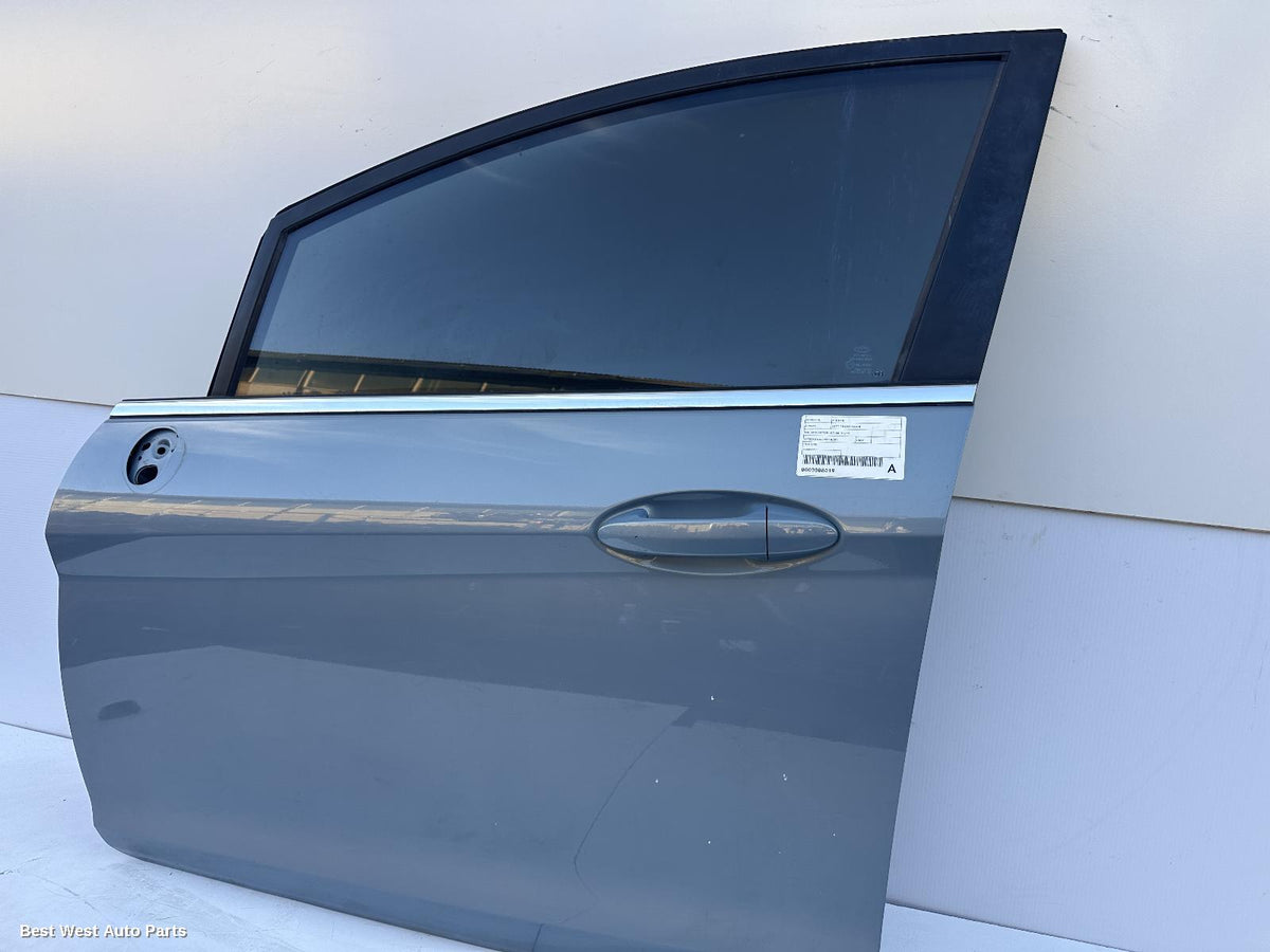 2009 FORD FIESTA Left Front Door