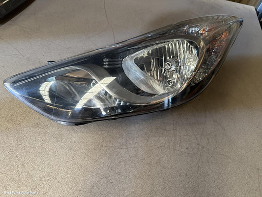 2011 HYUNDAI ELANTRA Left Headlamp