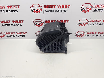 2013 HYUNDAI SANTA FE Air Cleaner/Box