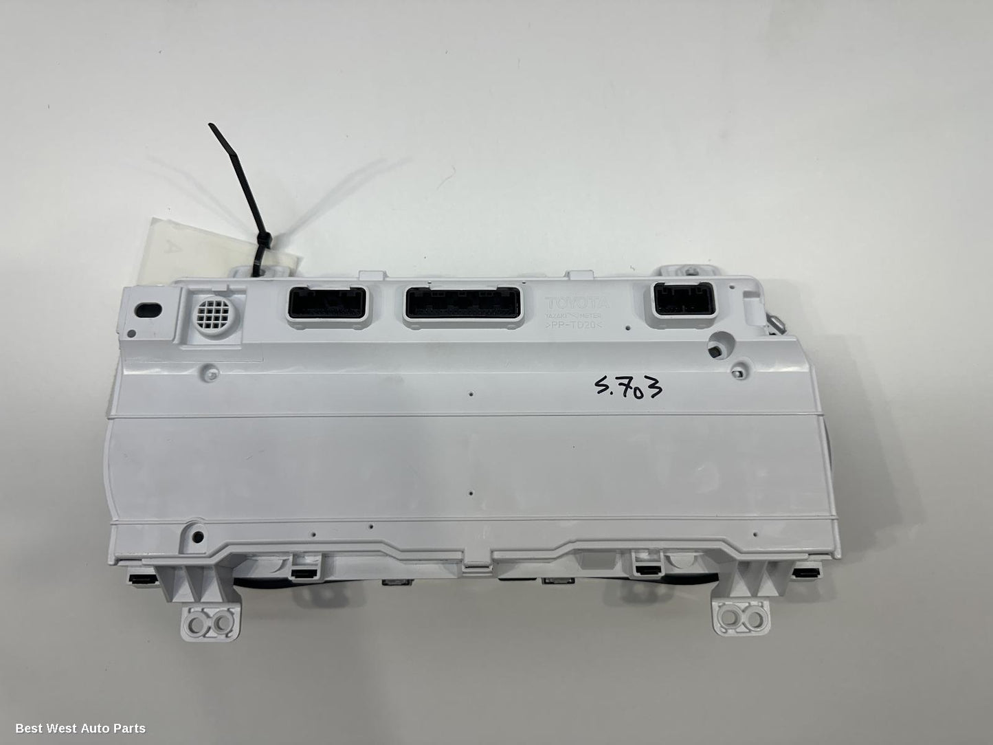 2024 TOYOTA HILUX Instrument Cluster