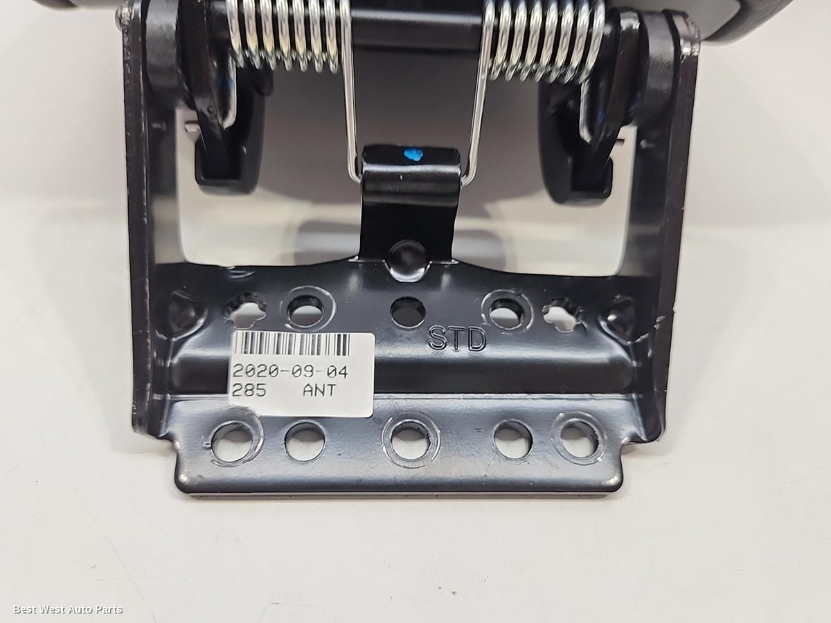 2020 HYUNDAI I30 Console