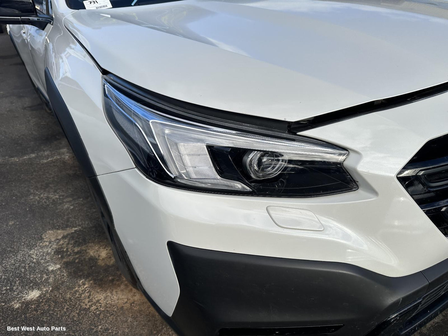 2024 SUBARU OUTBACK Right Headlamp