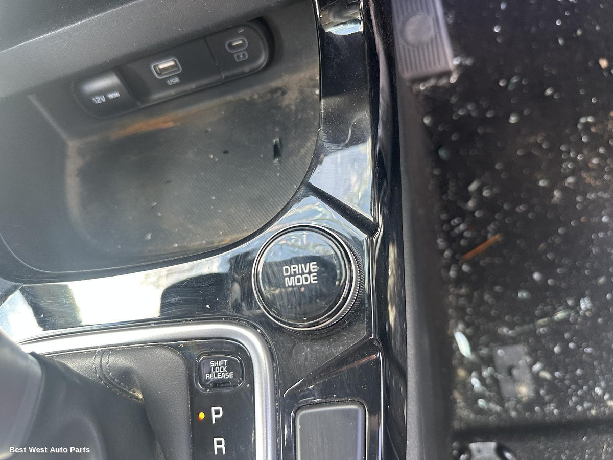 2025 KIA SELTOS Combination Switch