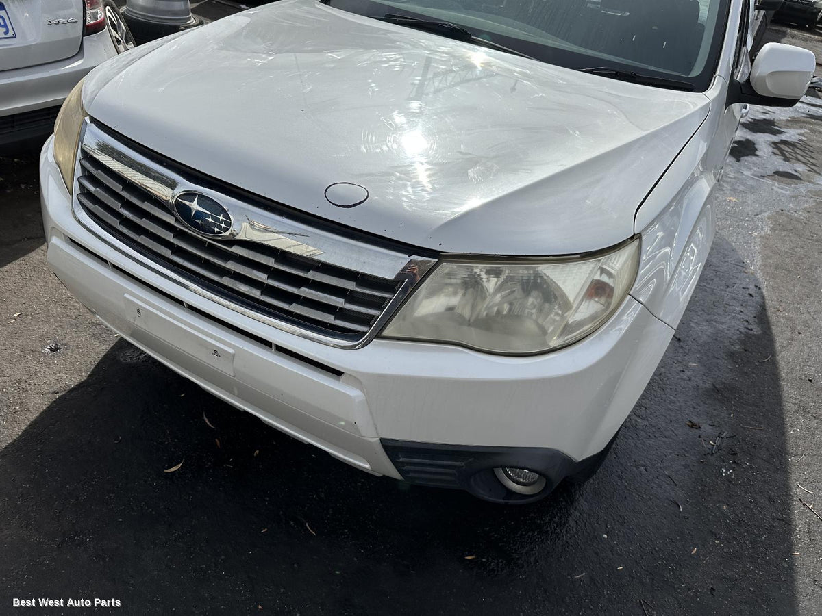 2009 SUBARU FORESTER Left Taillight