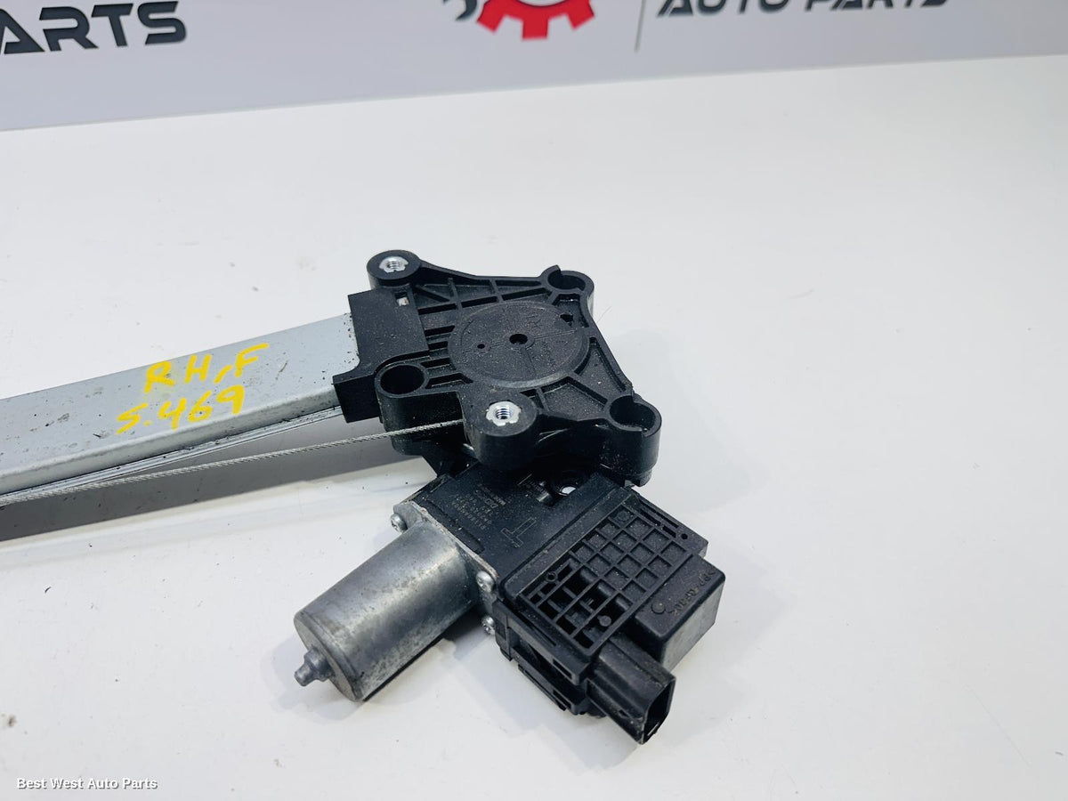 2023 SUBARU OUTBACK Right Front Window Reg/Motor