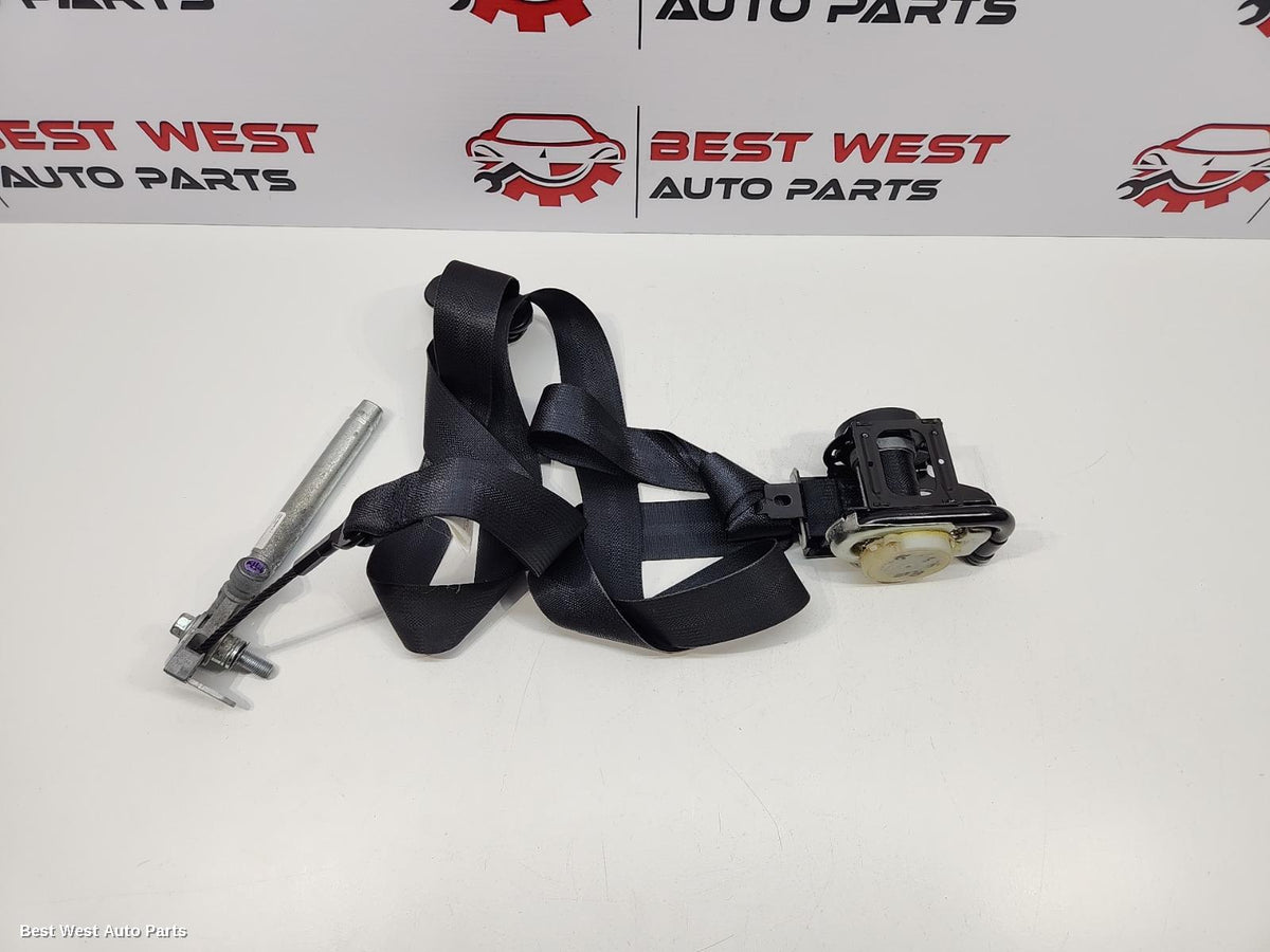 2015 MITSUBISHI MIRAGE Seatbelt/Stalk