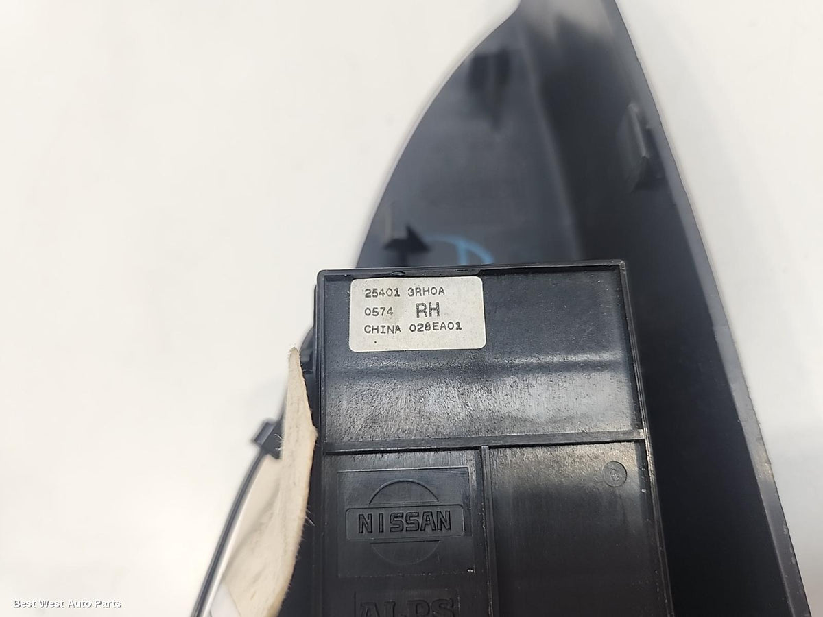 2015 NISSAN PULSAR Pwr Dr Wind Switch