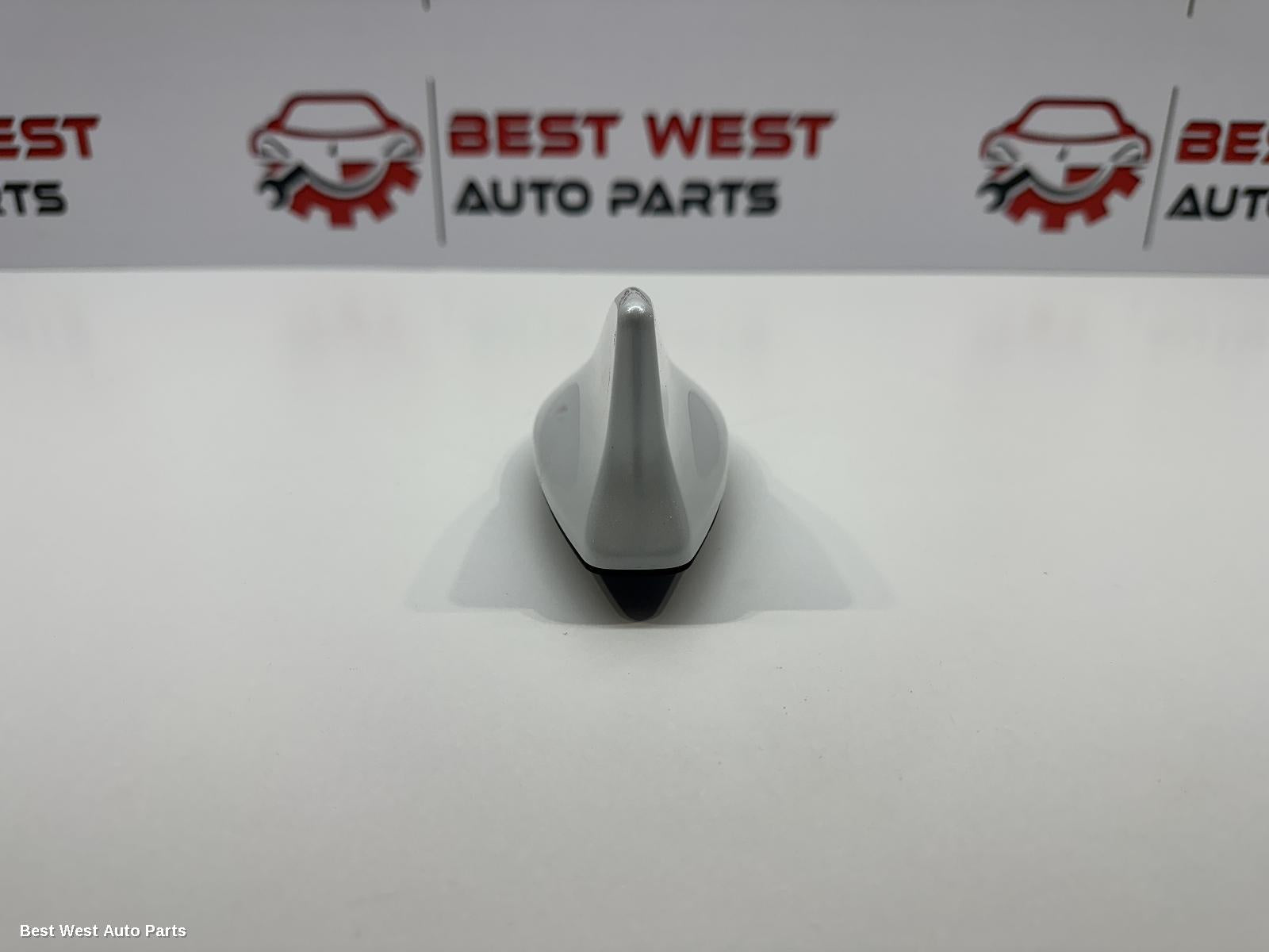 2022 TOYOTA COROLLA Antenna