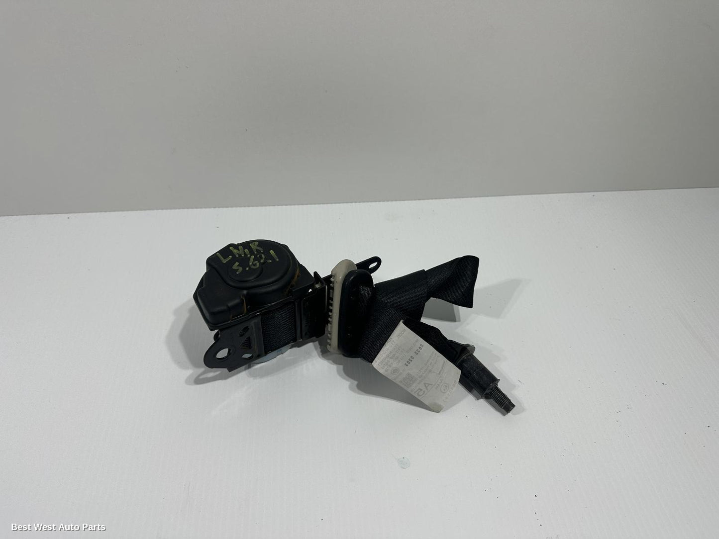2023 NISSAN NAVARA Seatbelt/Stalk