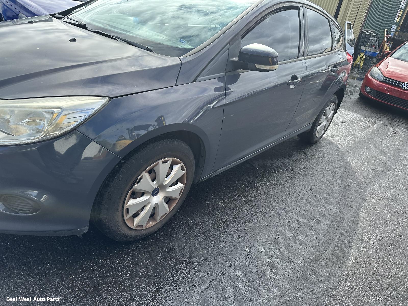 2015 FORD FOCUS Fan