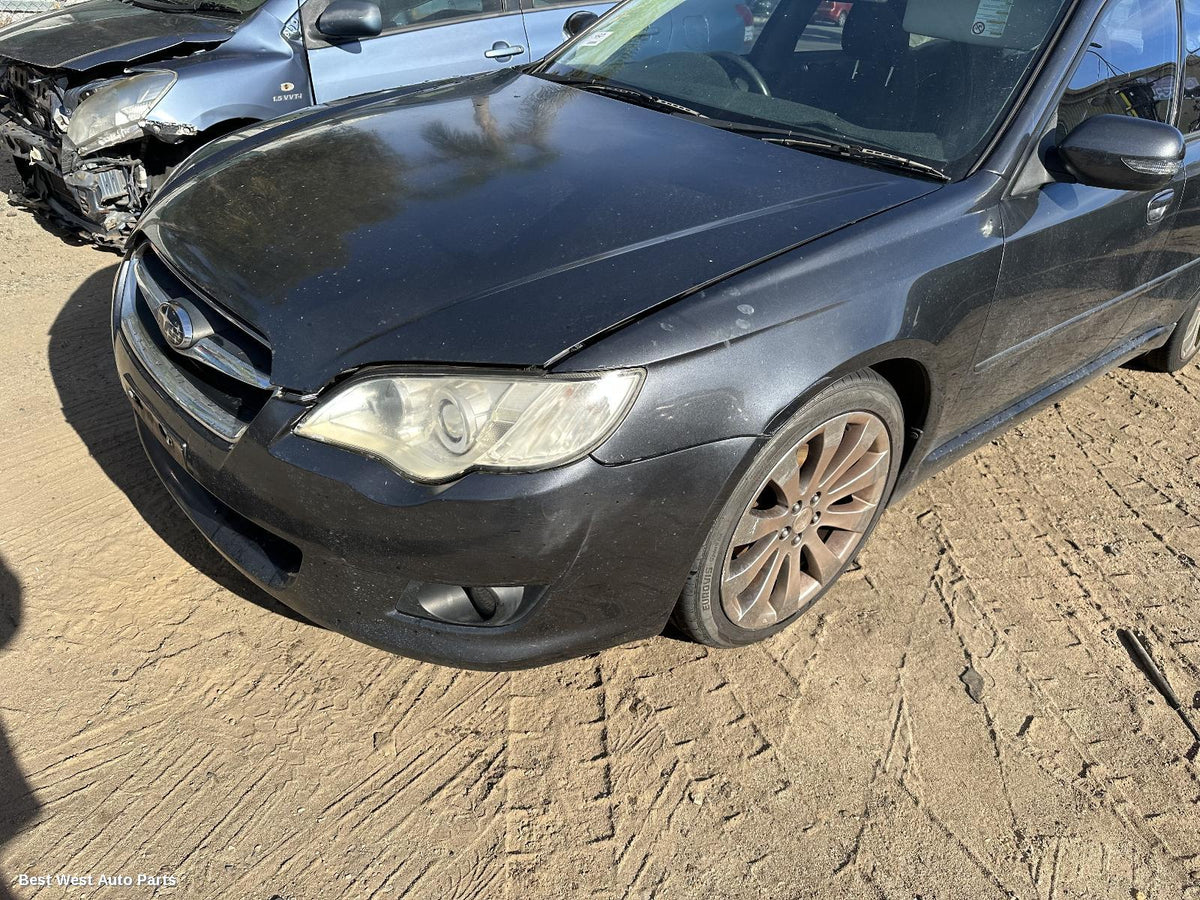 2008 SUBARU LIBERTY Right Guard