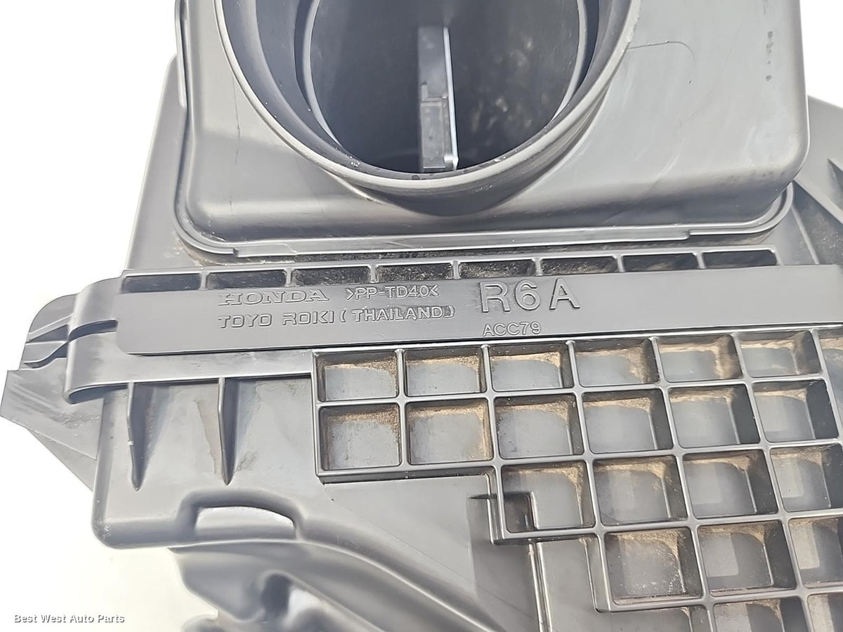 2016 HONDA CRV Air Cleaner/Box