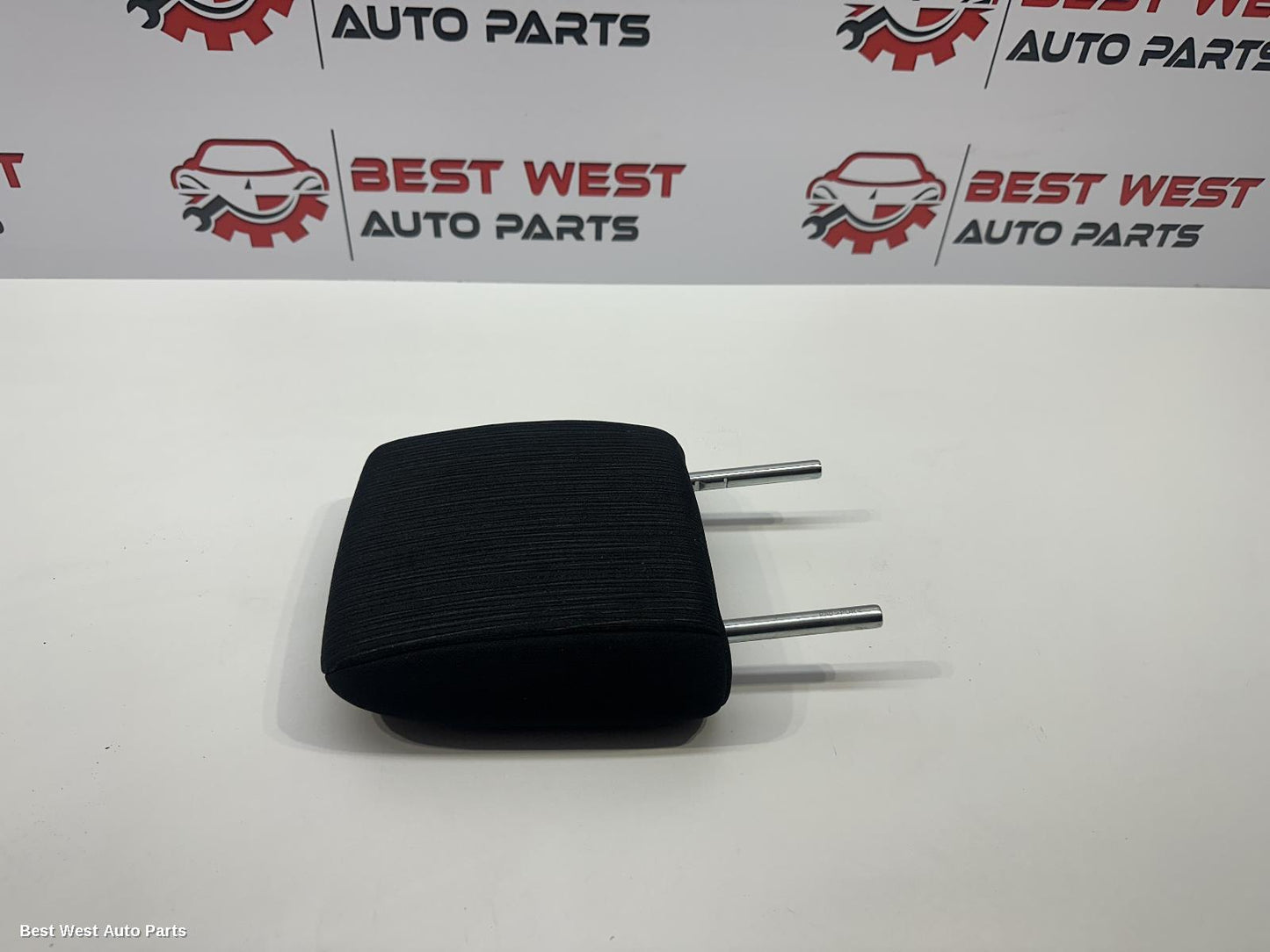 2024 TOYOTA HILUX Headrest