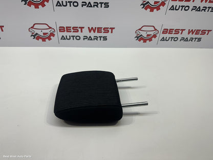 2024 TOYOTA HILUX Headrest