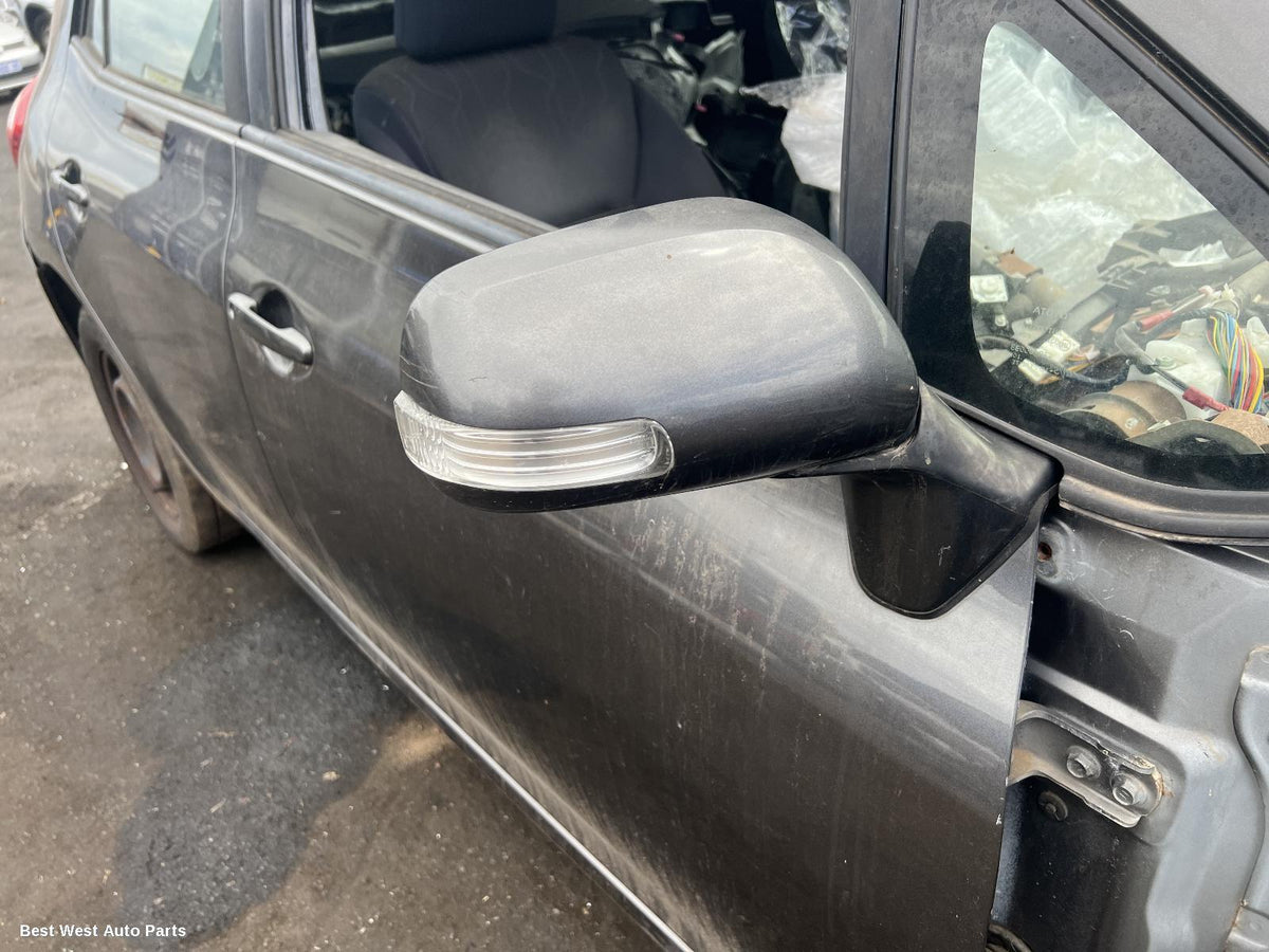 2011 TOYOTA COROLLA Left Front Door