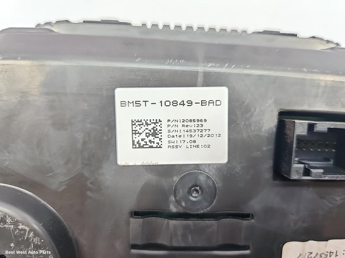 2013 FORD FOCUS Instrument Cluster