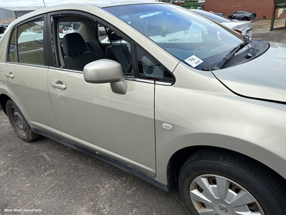 2009 NISSAN TIIDA Right Headlamp