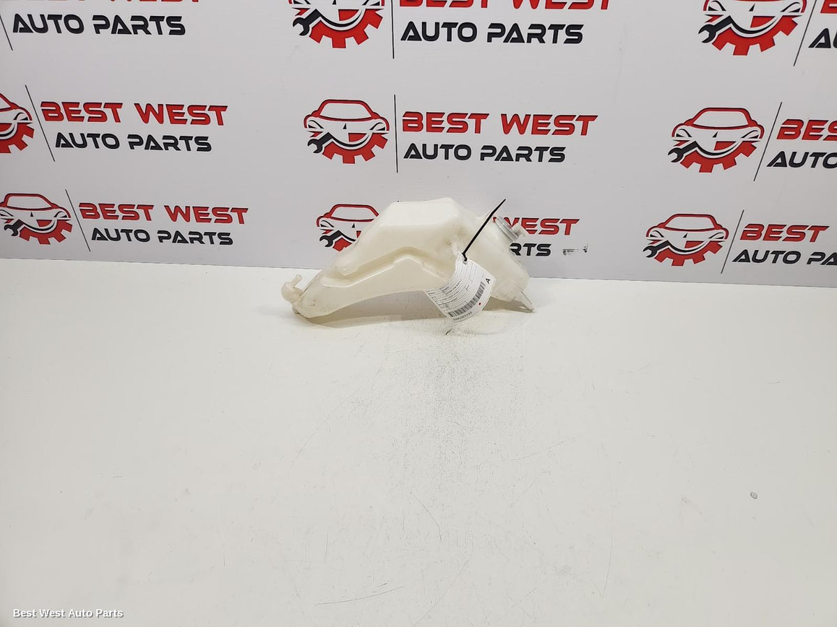 2020 ISUZU DMAX Overflow Bottle