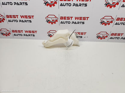 2020 ISUZU DMAX Overflow Bottle