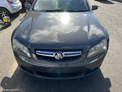 2007 HOLDEN COMMODORE Right Headlamp