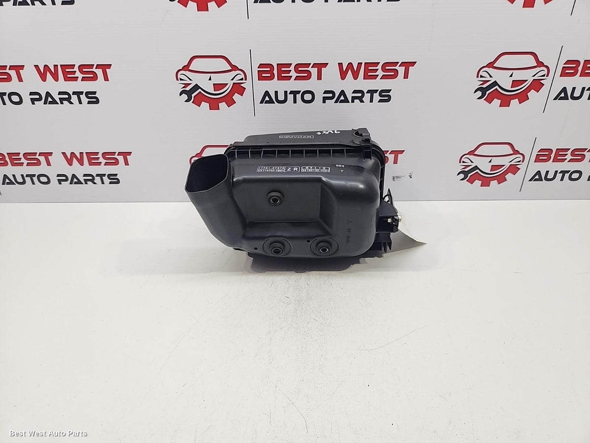 2014 TOYOTA COROLLA Air Cleaner/Box