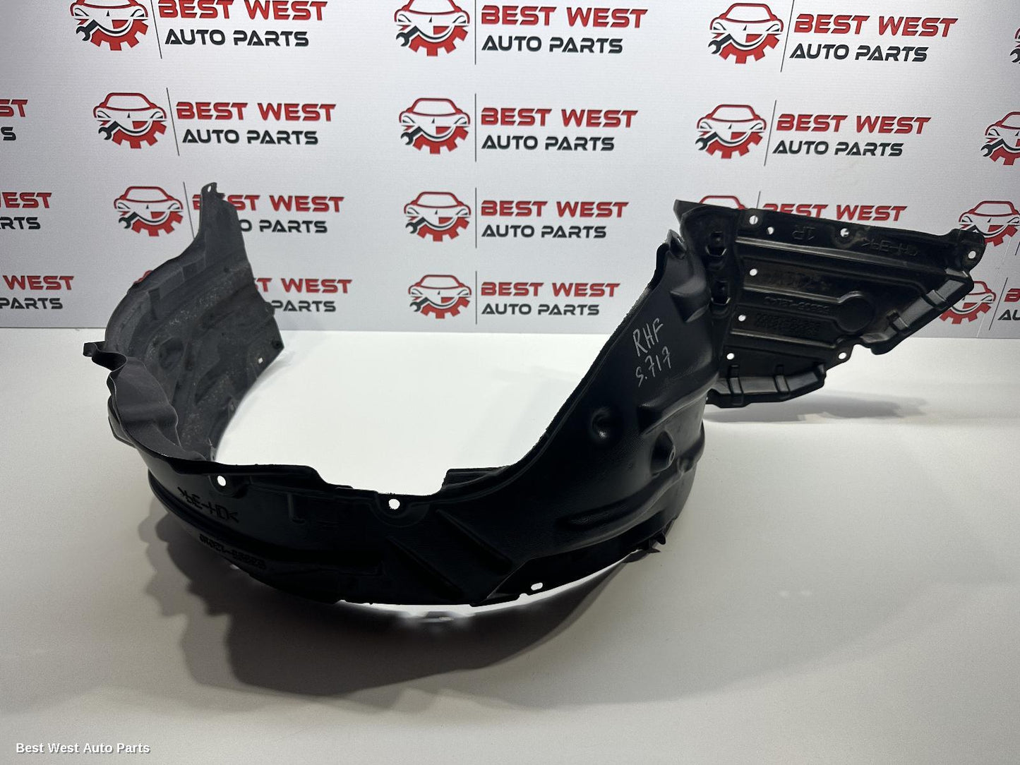 2022 TOYOTA COROLLA Right Guard Liner