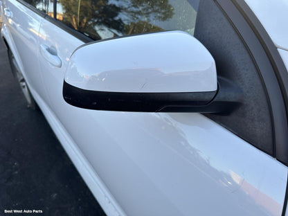 2012 HOLDEN COMMODORE Right Door Mirror