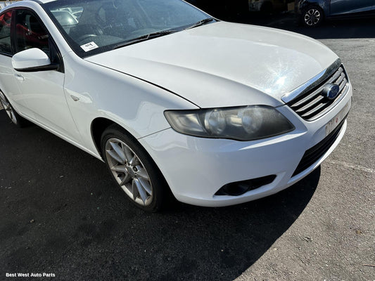 2010 FORD FALCON Right Headlamp