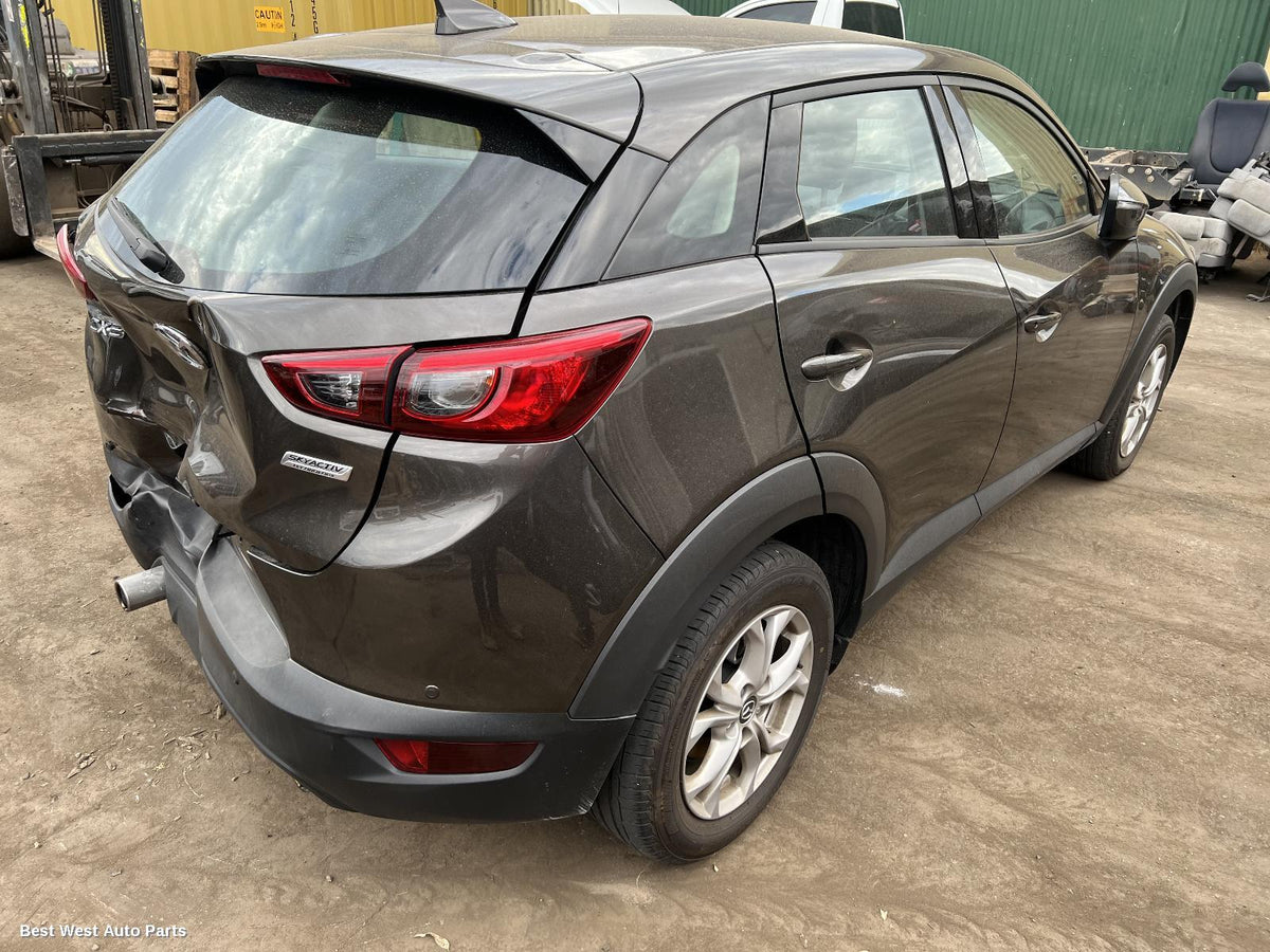 2019 MAZDA CX3 Right Front Door Window