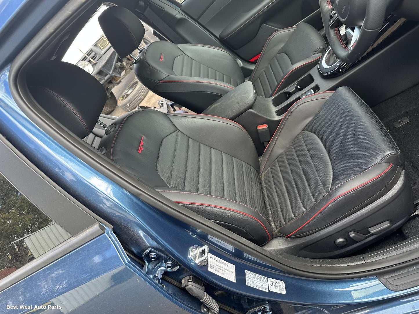 2023 KIA CERATO Front Seat