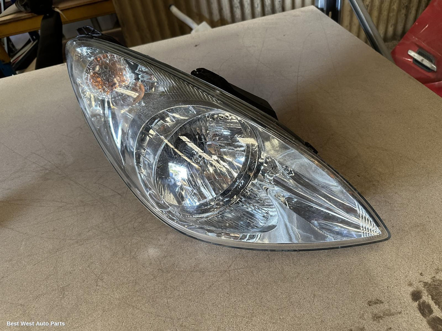 2011 HYUNDAI I20 Right Headlamp