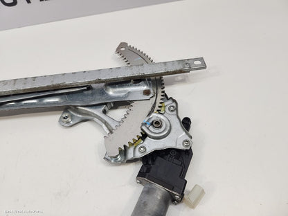 2020 MITSUBISHI TRITON Left Front Window Reg/Motor