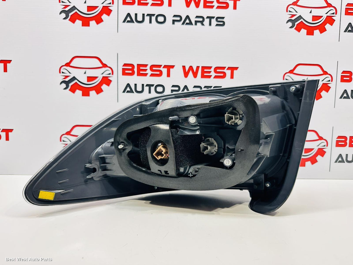 2009 MAZDA CX7 Right Taillight