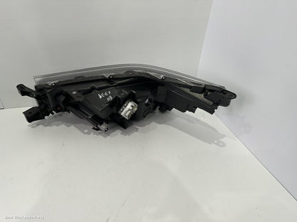 2024 TOYOTA HILUX Right Headlamp