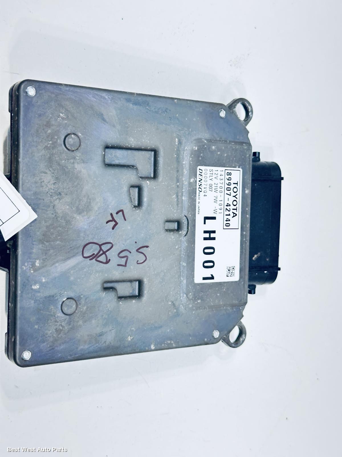 2025 TOYOTA RAV4 Left Headlamp