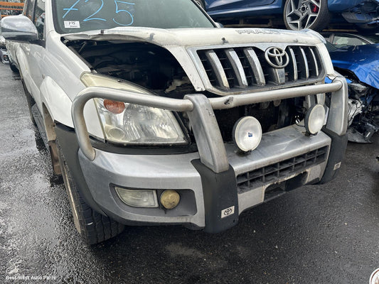 2004 TOYOTA PRADO Right Front Door