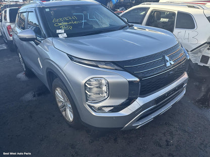 2023 MITSUBISHI OUTLANDER Right Headlamp