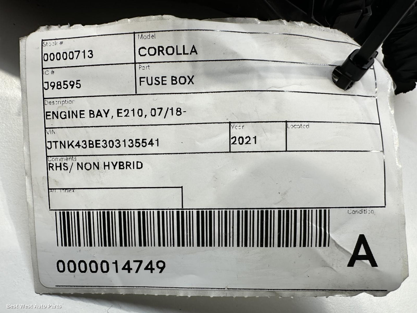 2021 TOYOTA COROLLA Fuse Box