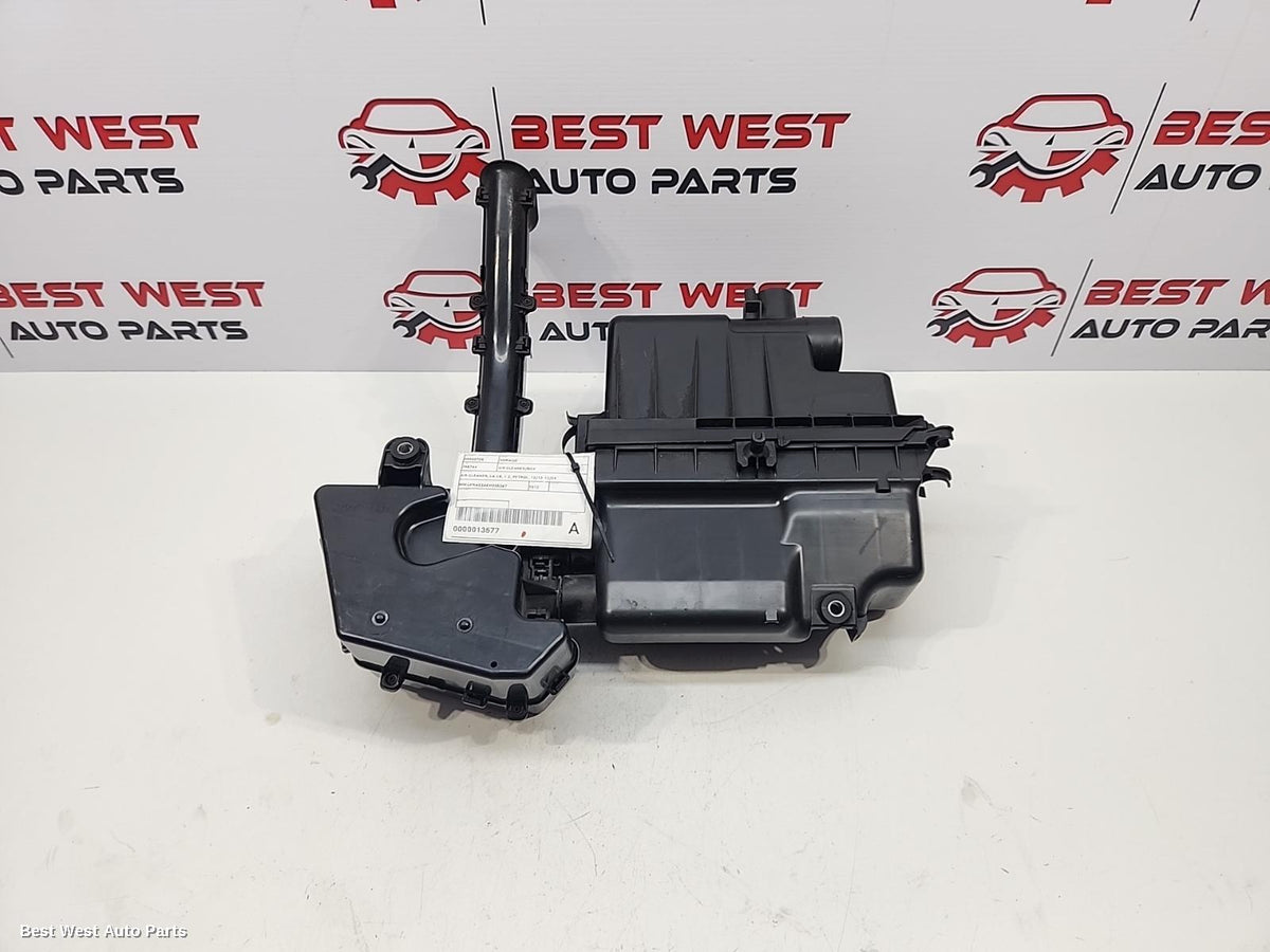 2013 MITSUBISHI MIRAGE Air Cleaner/Box