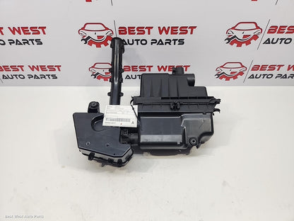 2013 MITSUBISHI MIRAGE Air Cleaner/Box